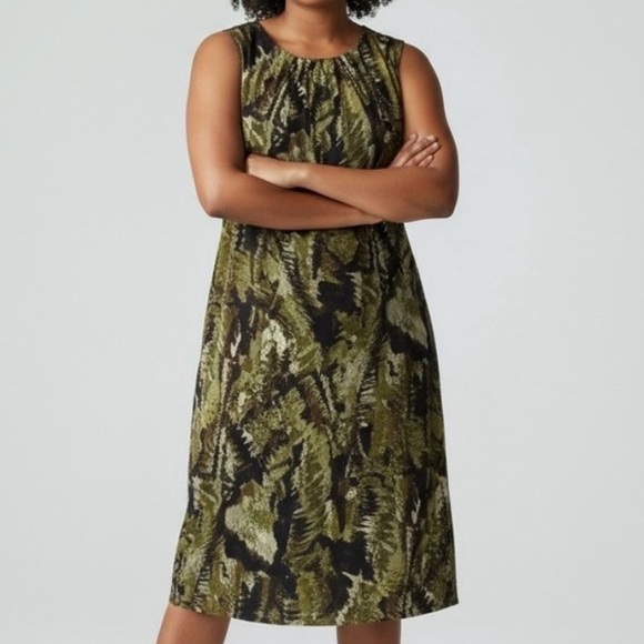 Dresses & Skirts - 👛 (ANY 2/$30) DRESSBARN Sleeveless Tailored Camouflage Print Dress